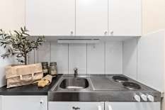 Kjøkken på bilde er byttet ut til et moderne nytt kjøkken denne uken. Galleribilde