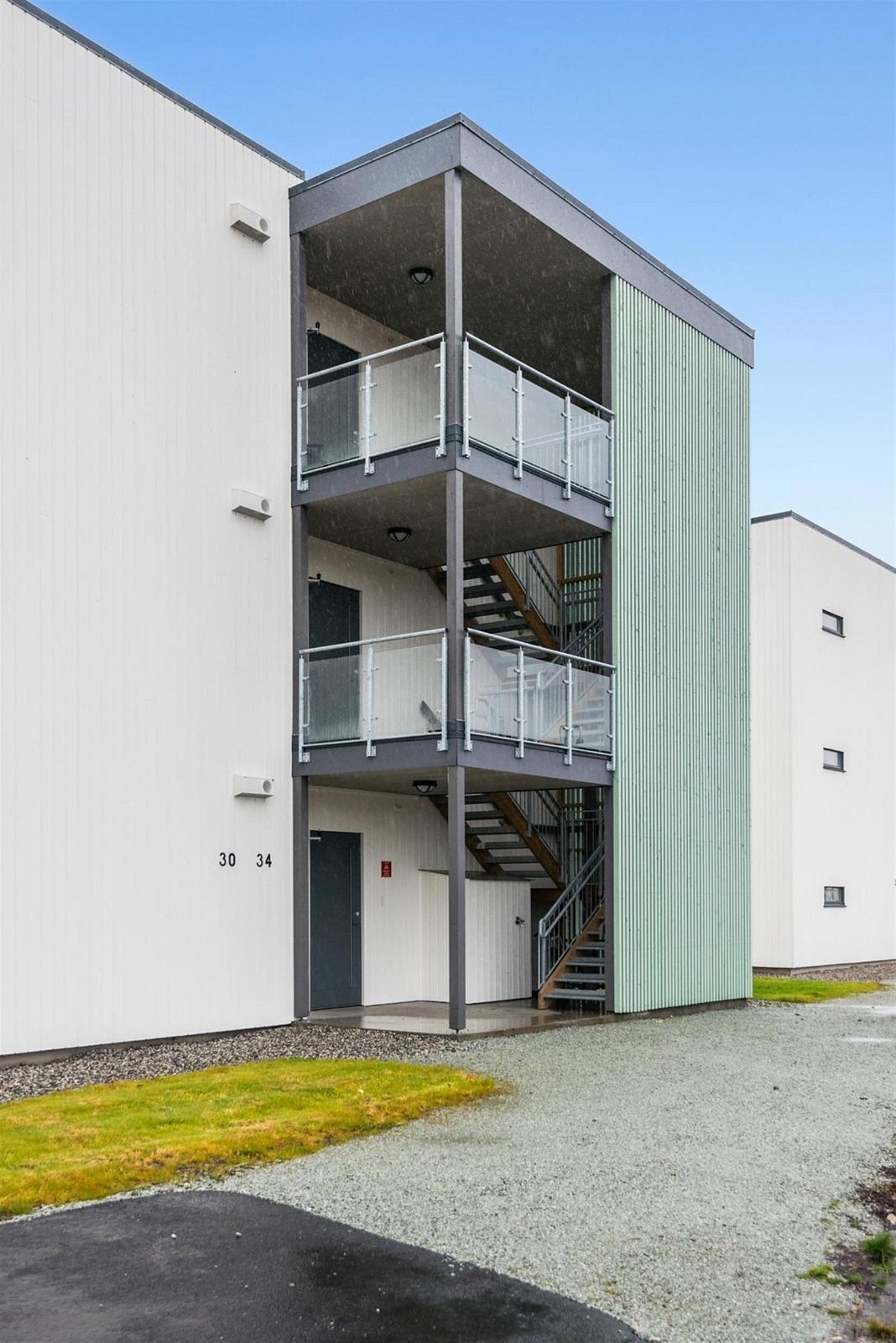 Trapp og heis opp til leilighet Galleribilde