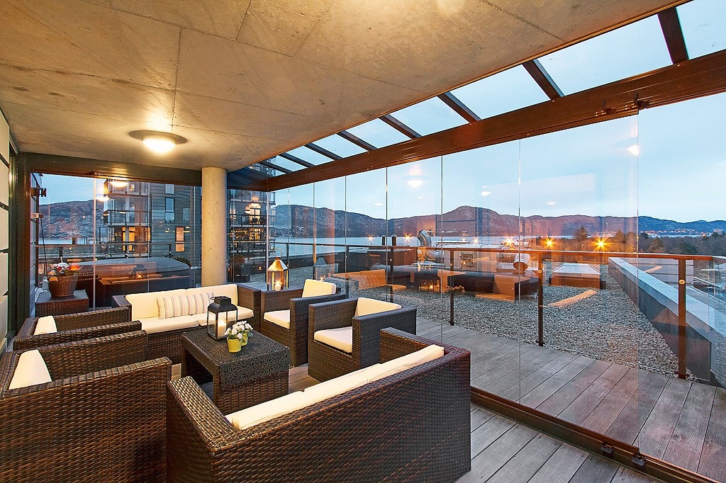 Innglasset terrasse Galleribilde