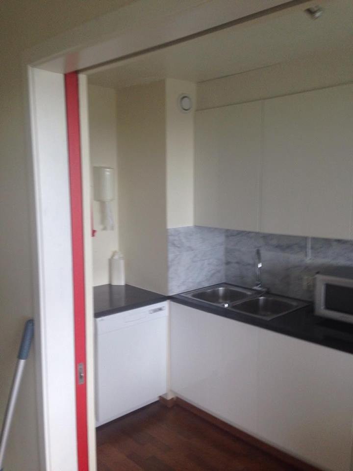 Benkeplate av granitt og marmor backsplash Galleribilde