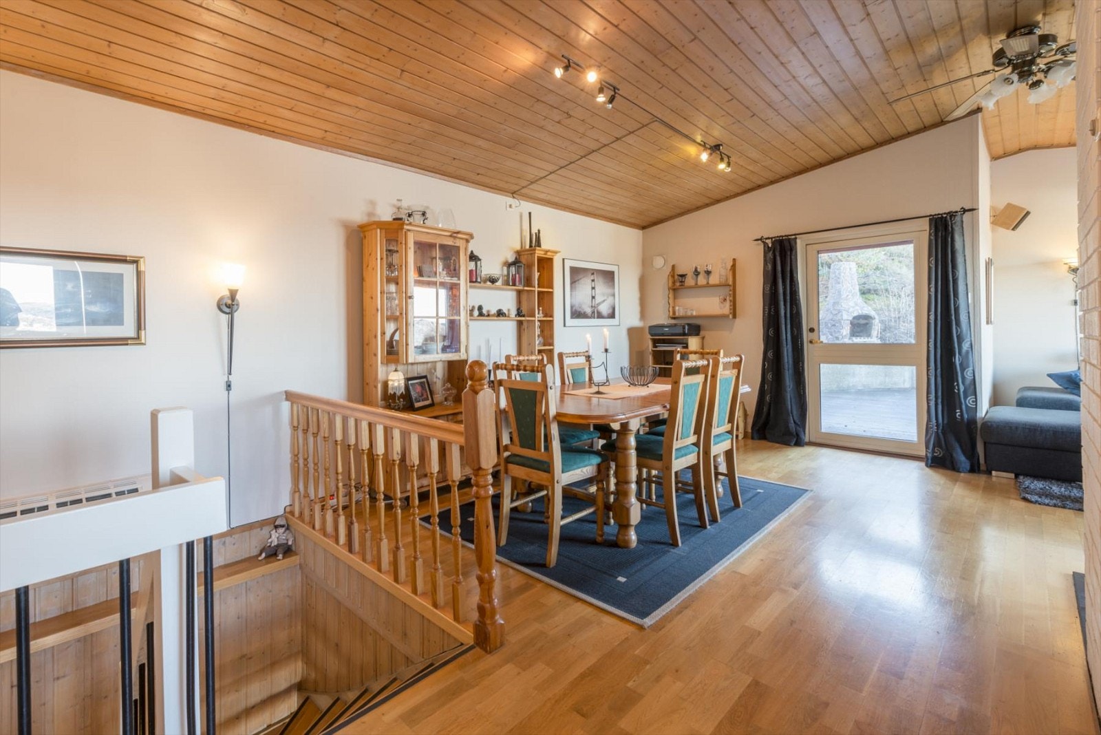 Stue med utgang terrasse Galleribilde