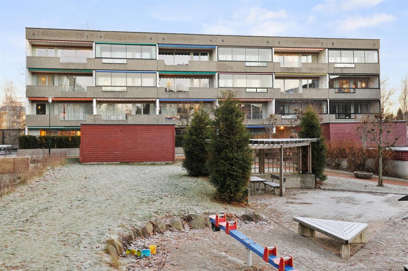 Meklenborg er et populært og veldrevet borettslag beliggende sentralt på Hovseter Galleribilde