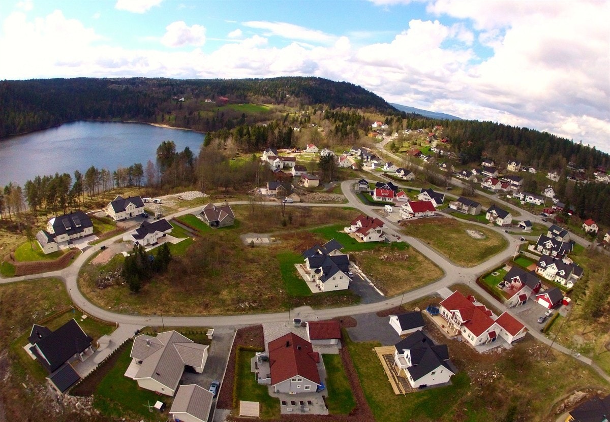 Høydefoto over Fredlihavna og Fredliløkka Galleribilde