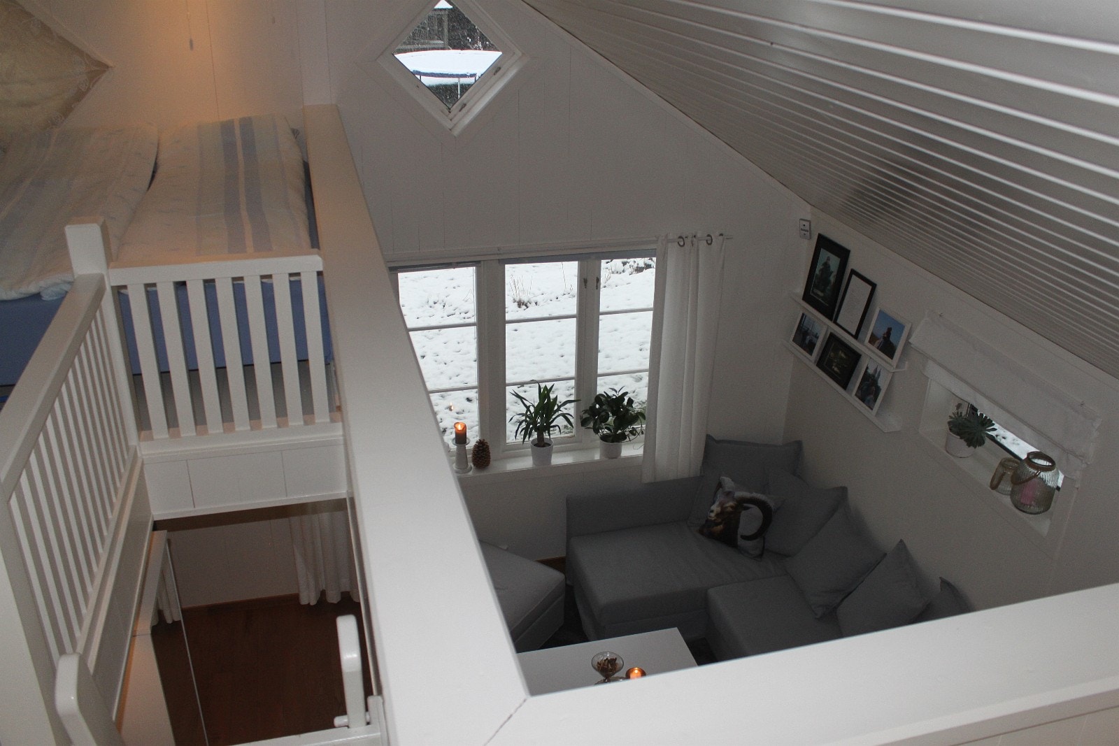 Stua sett fra hemsen Galleribilde