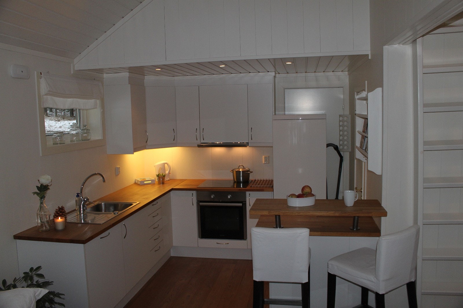 Kjøkkenet sett fra stua Galleribilde