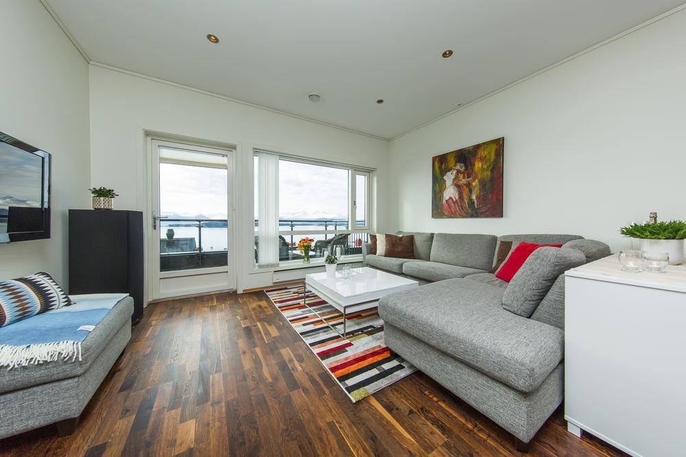 Øvre veg 30-04 Galleribilde