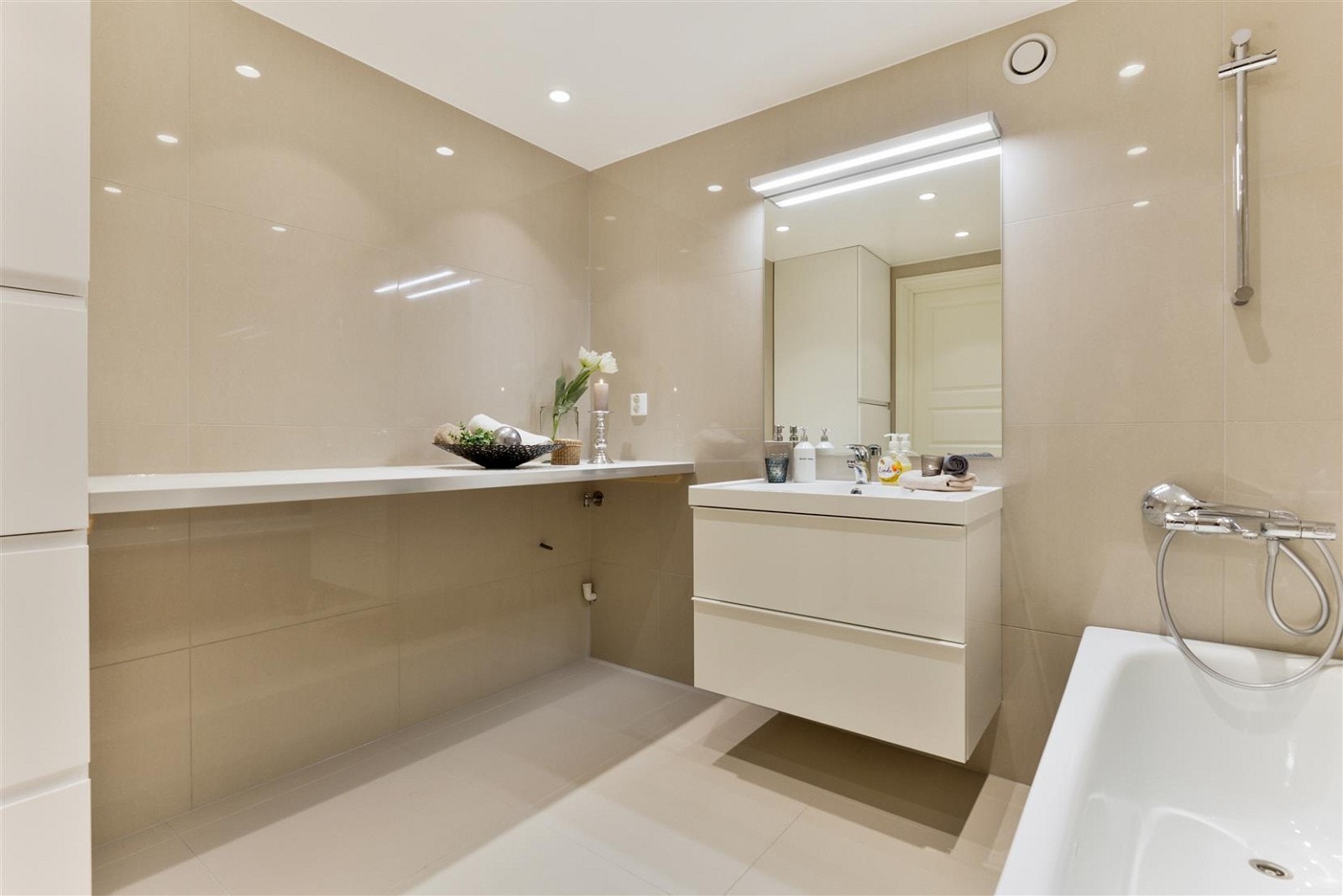 Badet ser lekkert ut, og har helt klart en spa-faktor over seg. Galleribilde