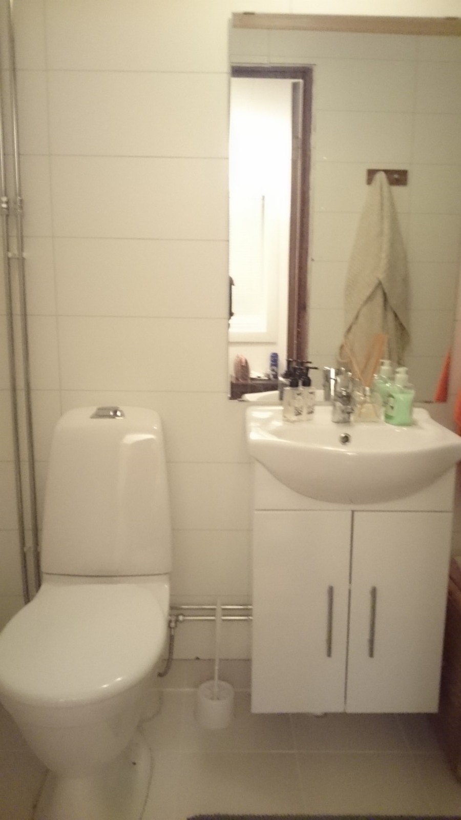 Bad med dusjkabinett Galleribilde