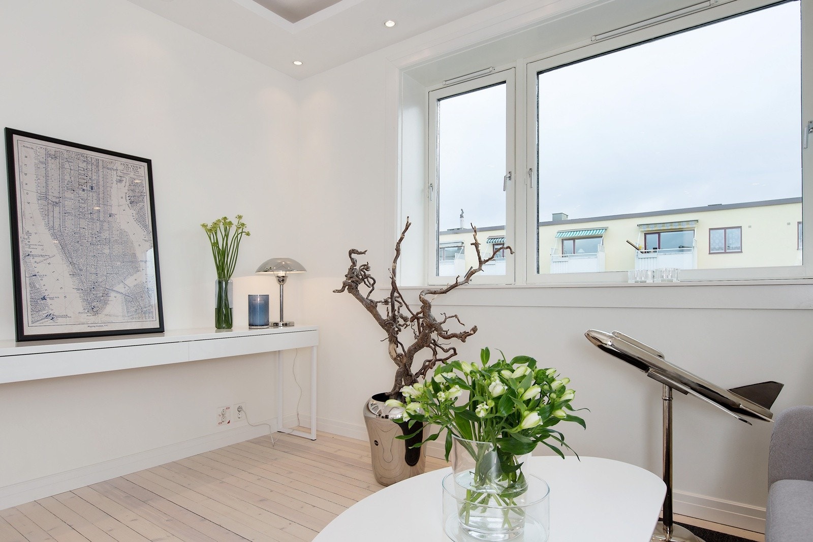 Lys og pen stue Galleribilde