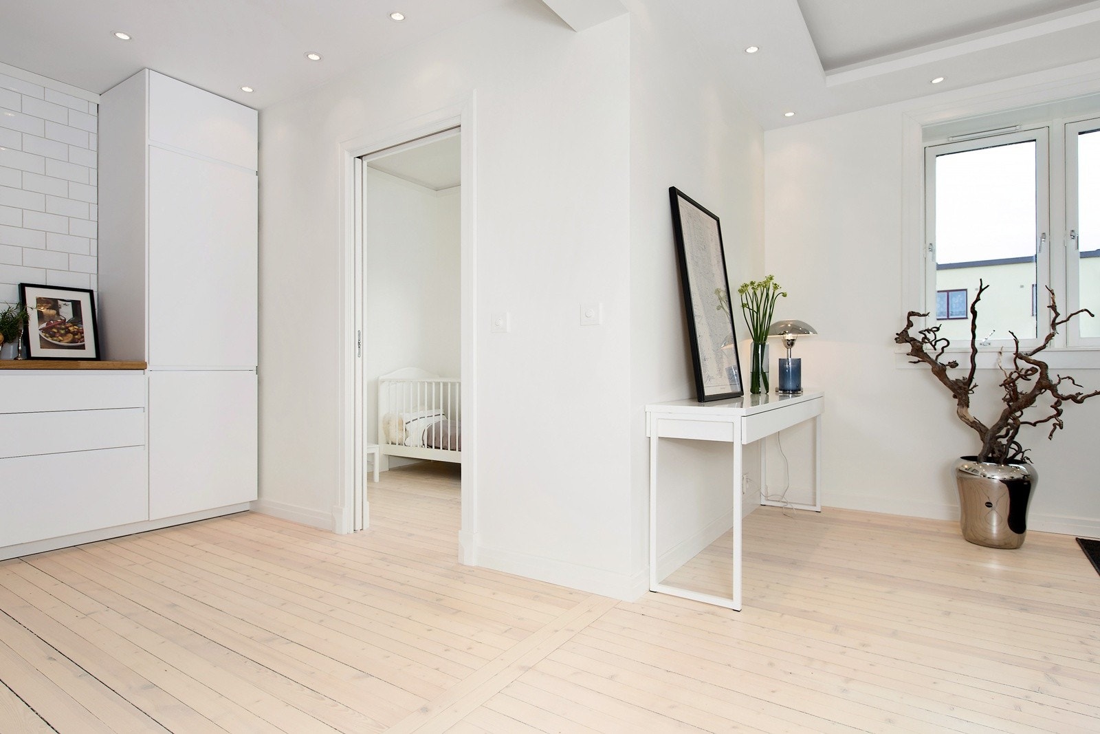 Stue mot barnesoverom Galleribilde