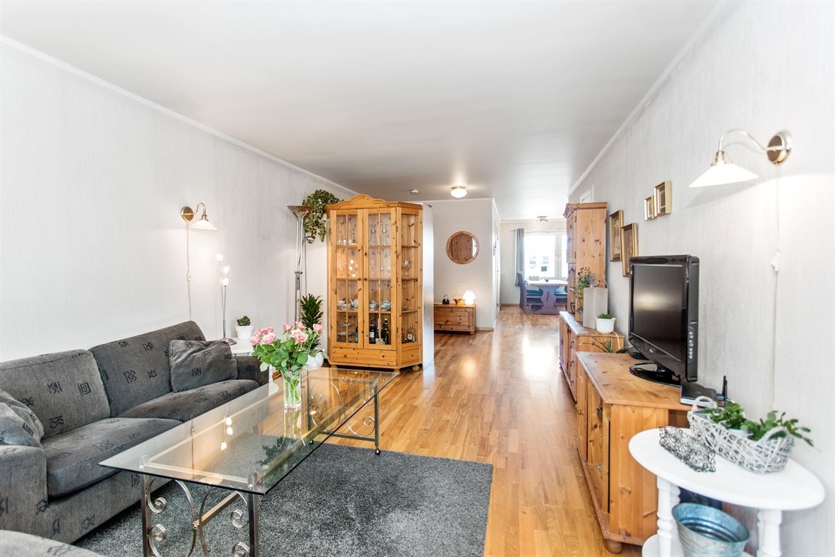 Leiligheten er gjennomgående og har derfor gode lysforhold Galleribilde