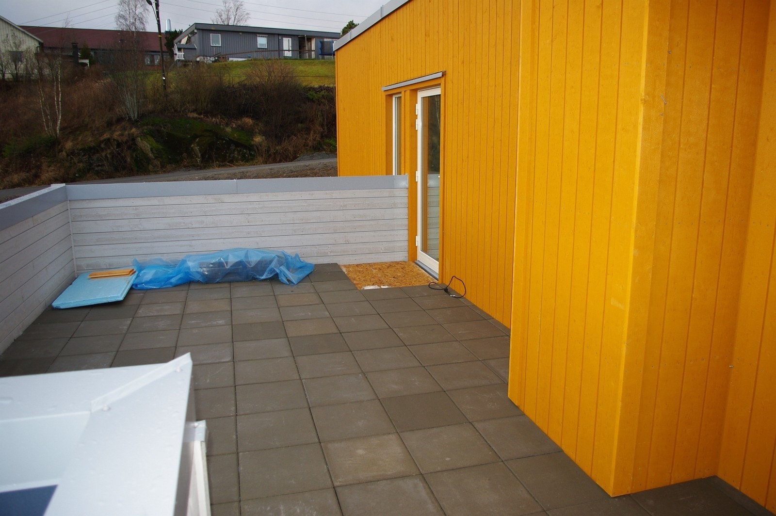 Takterrasse i syd utenfor stue. Galleribilde