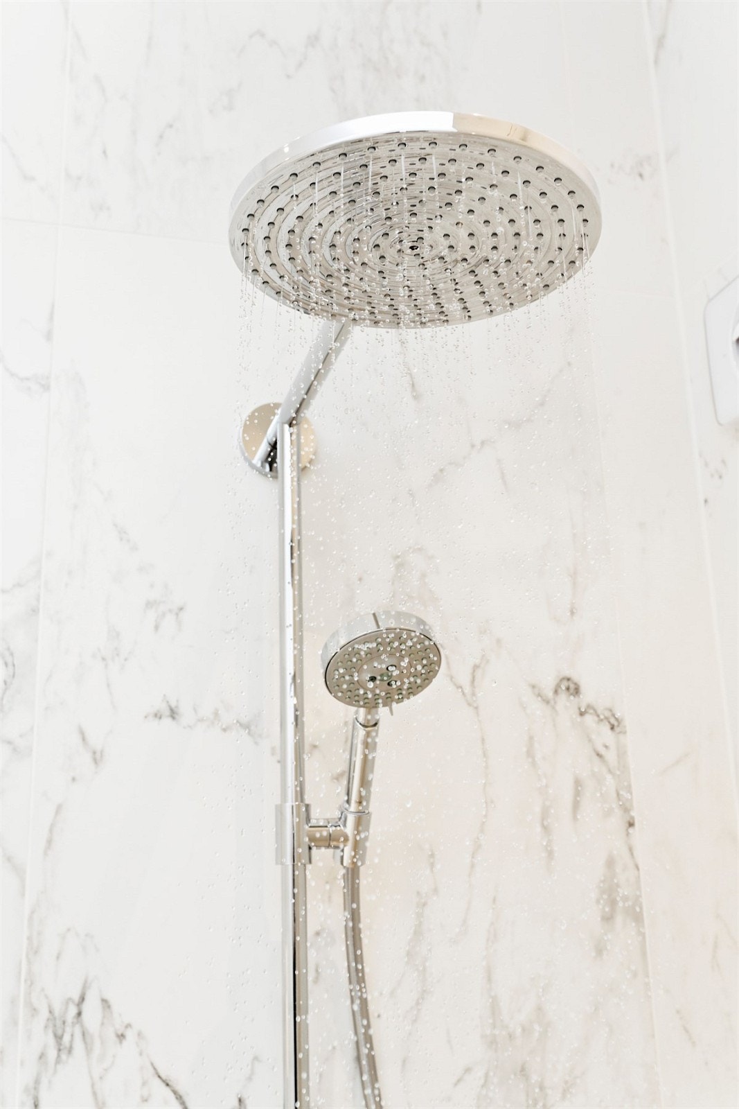 Regnfallsdusj. Galleribilde