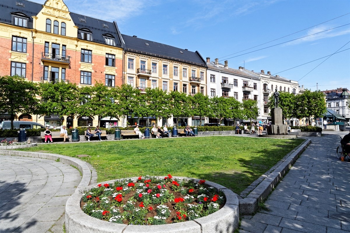 Kort vei til Valkyrien Plass og Bogstadveien med alt av servicetilbud og butikker. Galleribilde