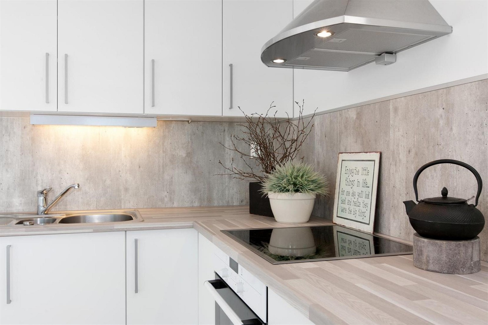 Lyst og flott kjøkken Galleribilde