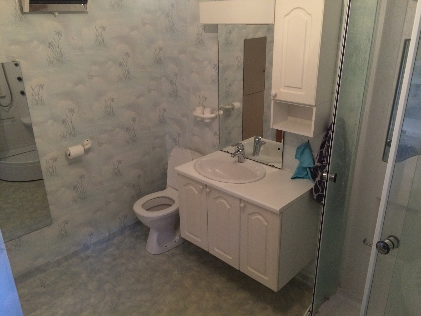 Bad - Vask og toalett Galleribilde