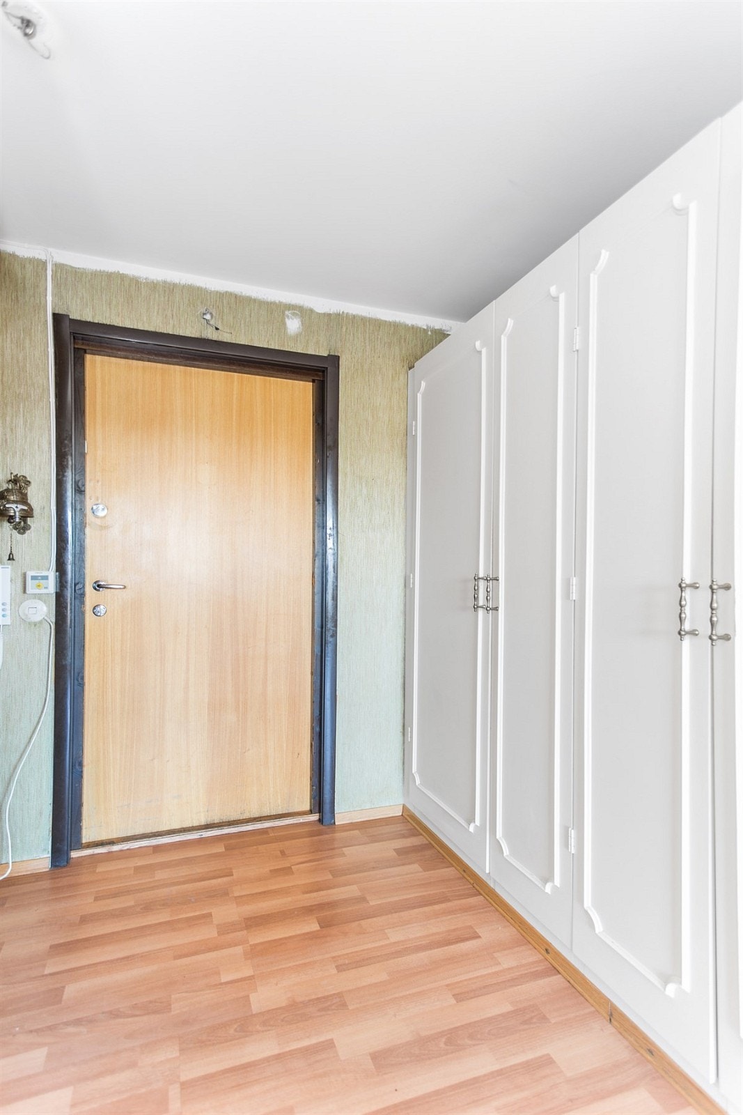 Entré med skap Galleribilde