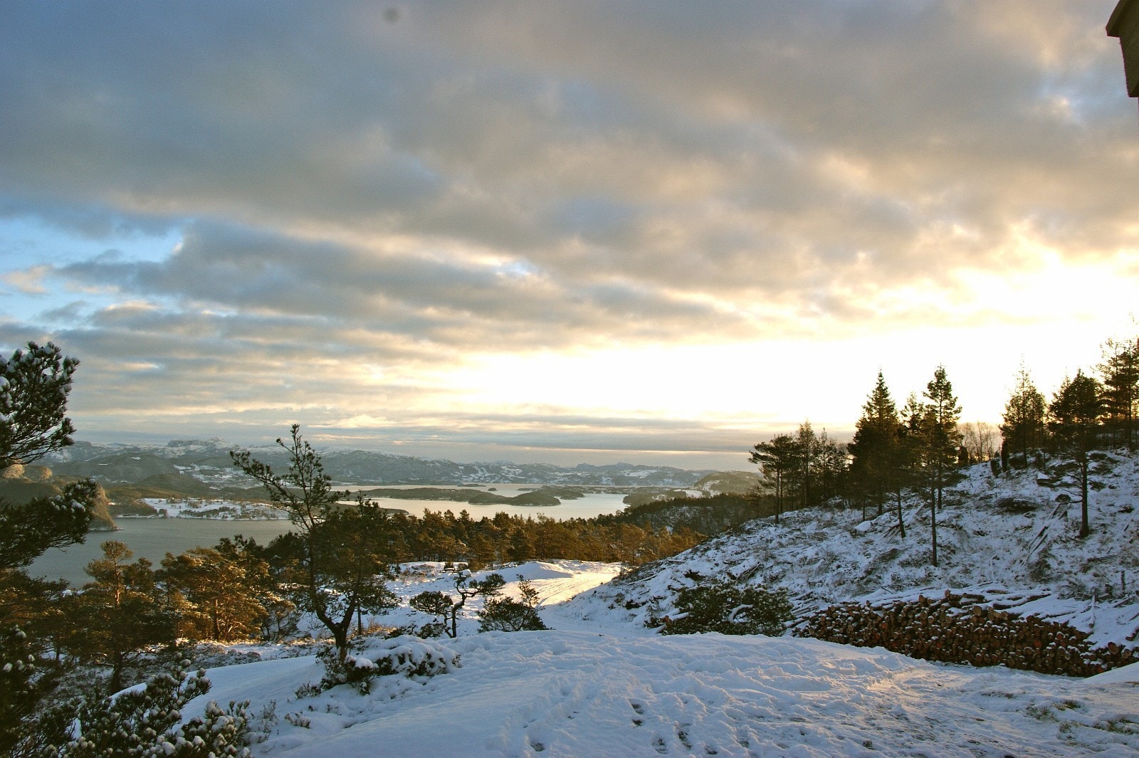 Utsikt fra hyttefeltet, vinter Galleribilde
