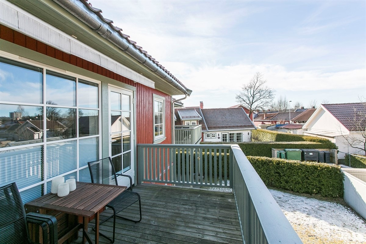 Det er elektrisk markise på balkongen Galleribilde