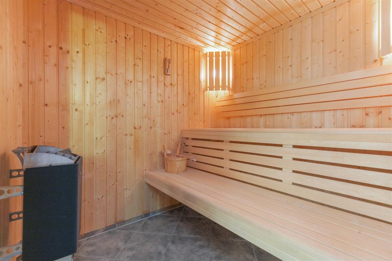 Badstue i under etasje. Galleribilde