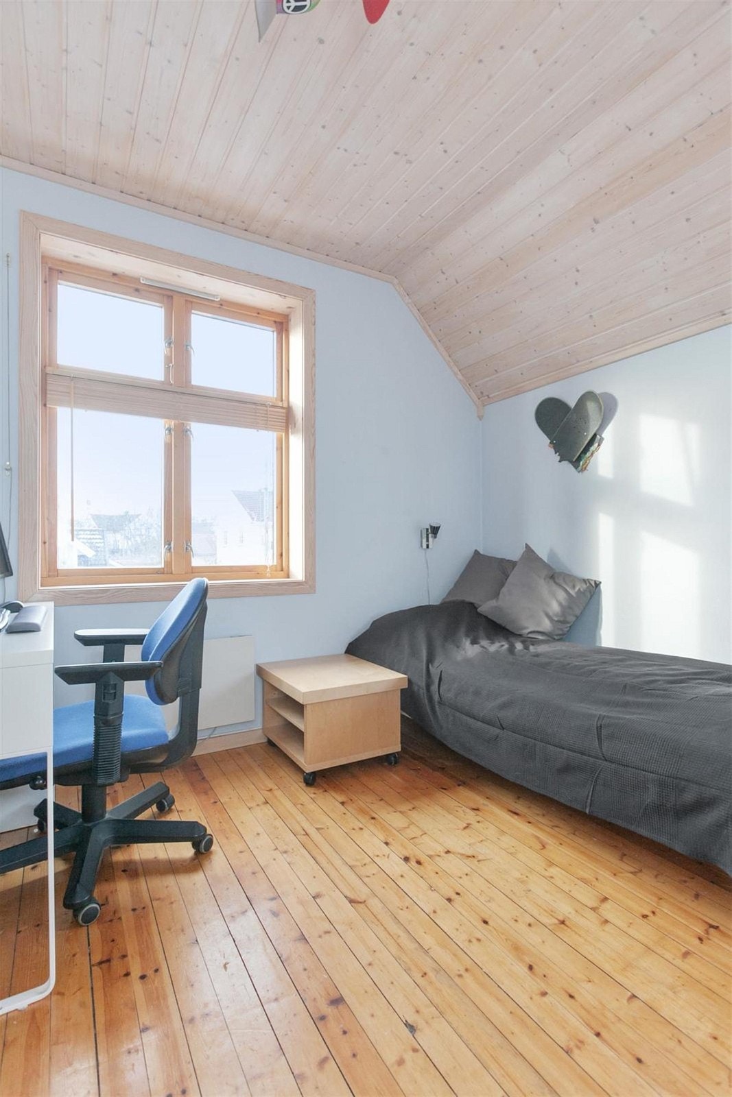 Boligen har 3 soverom i 2.etasje. Galleribilde