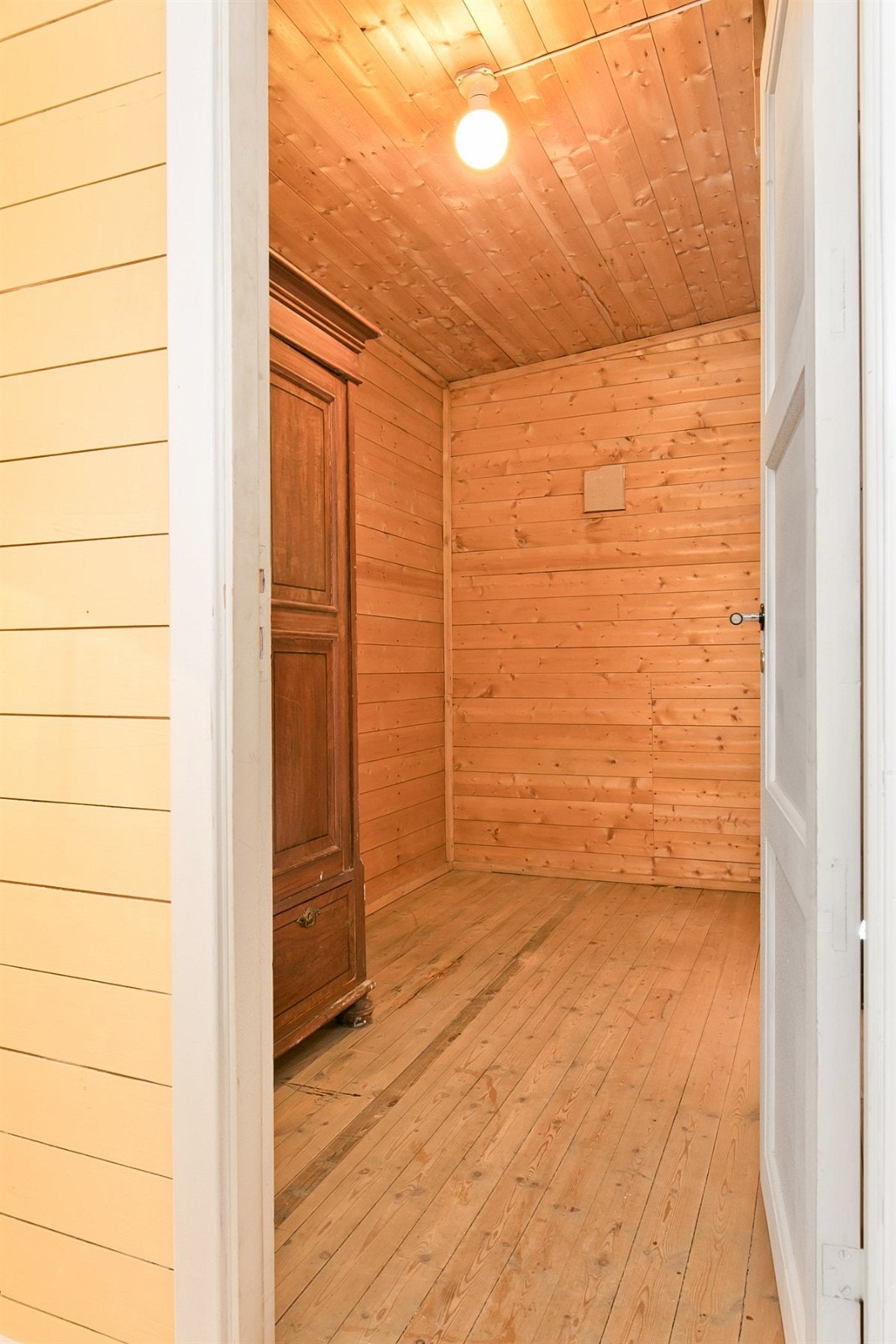 Bod/walk-in-closet Galleribilde