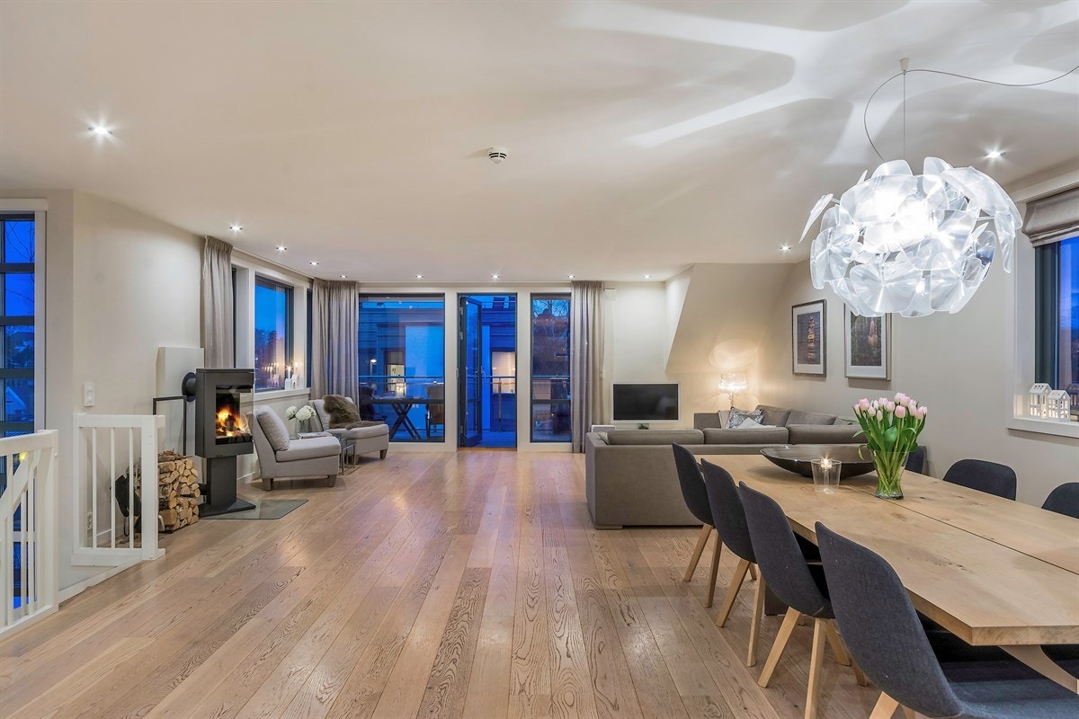 Spisestuen Galleribilde