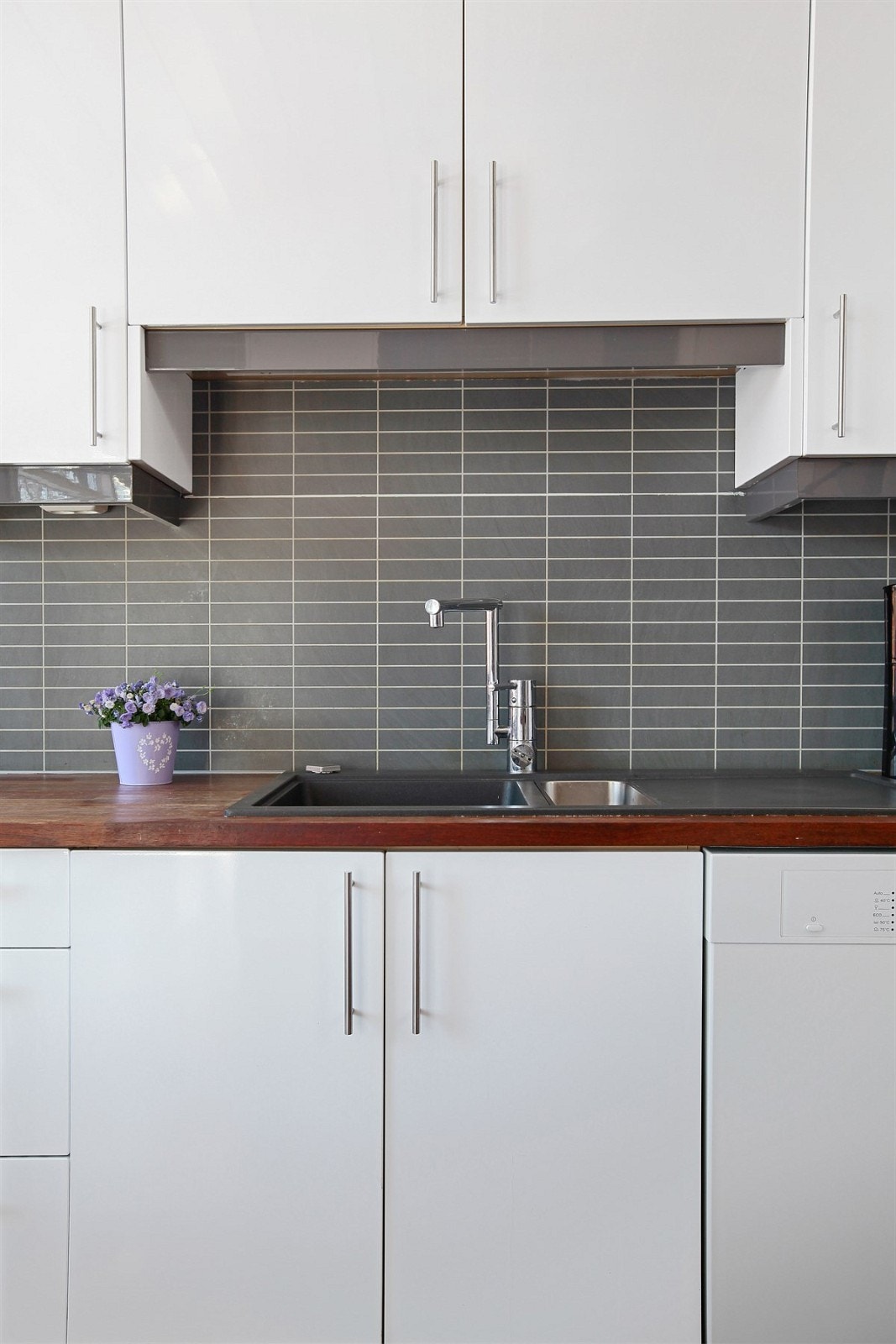 Kjøkken, detalj. Galleribilde