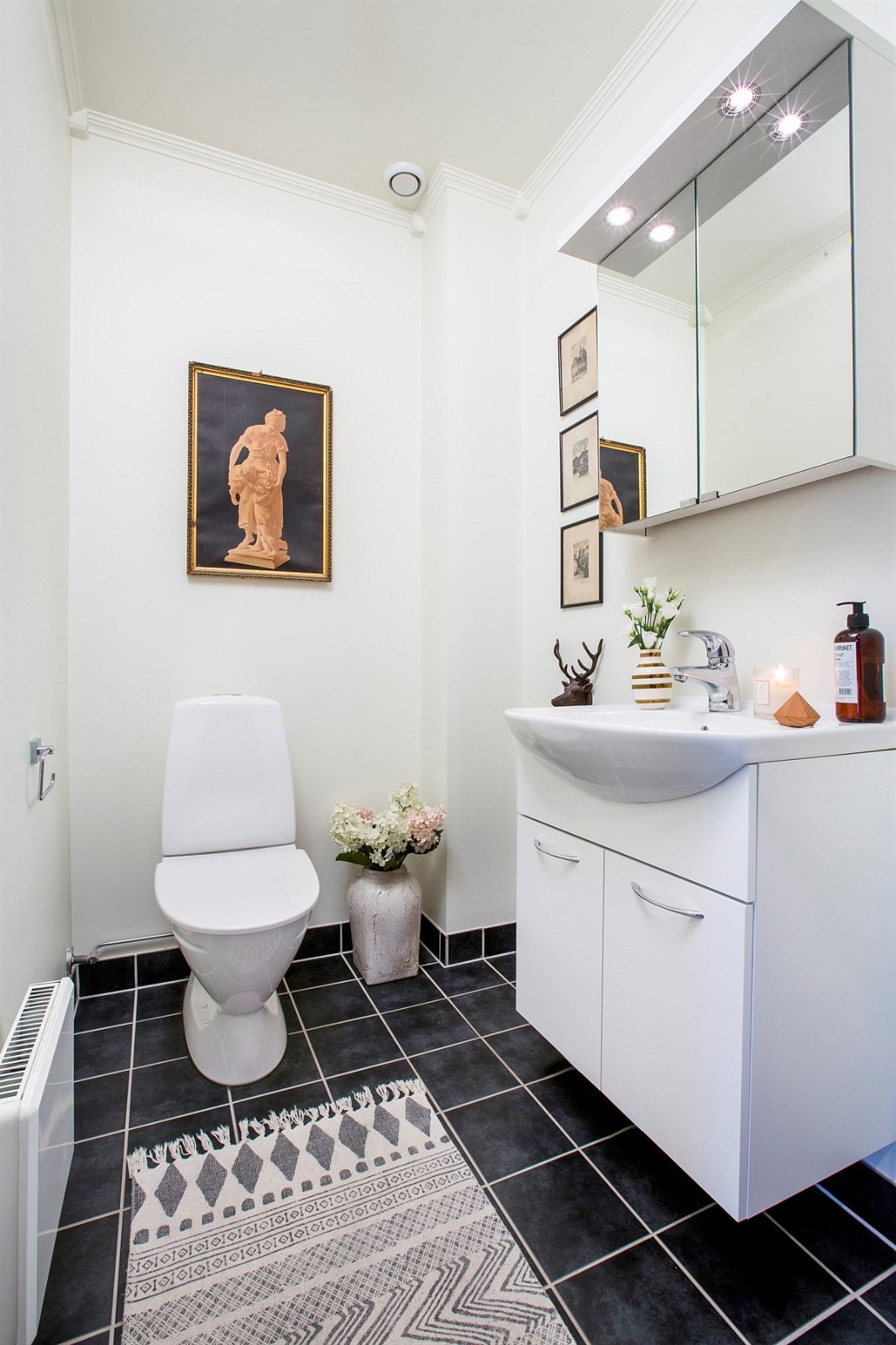 Wc-rom ved entré/gang Galleribilde