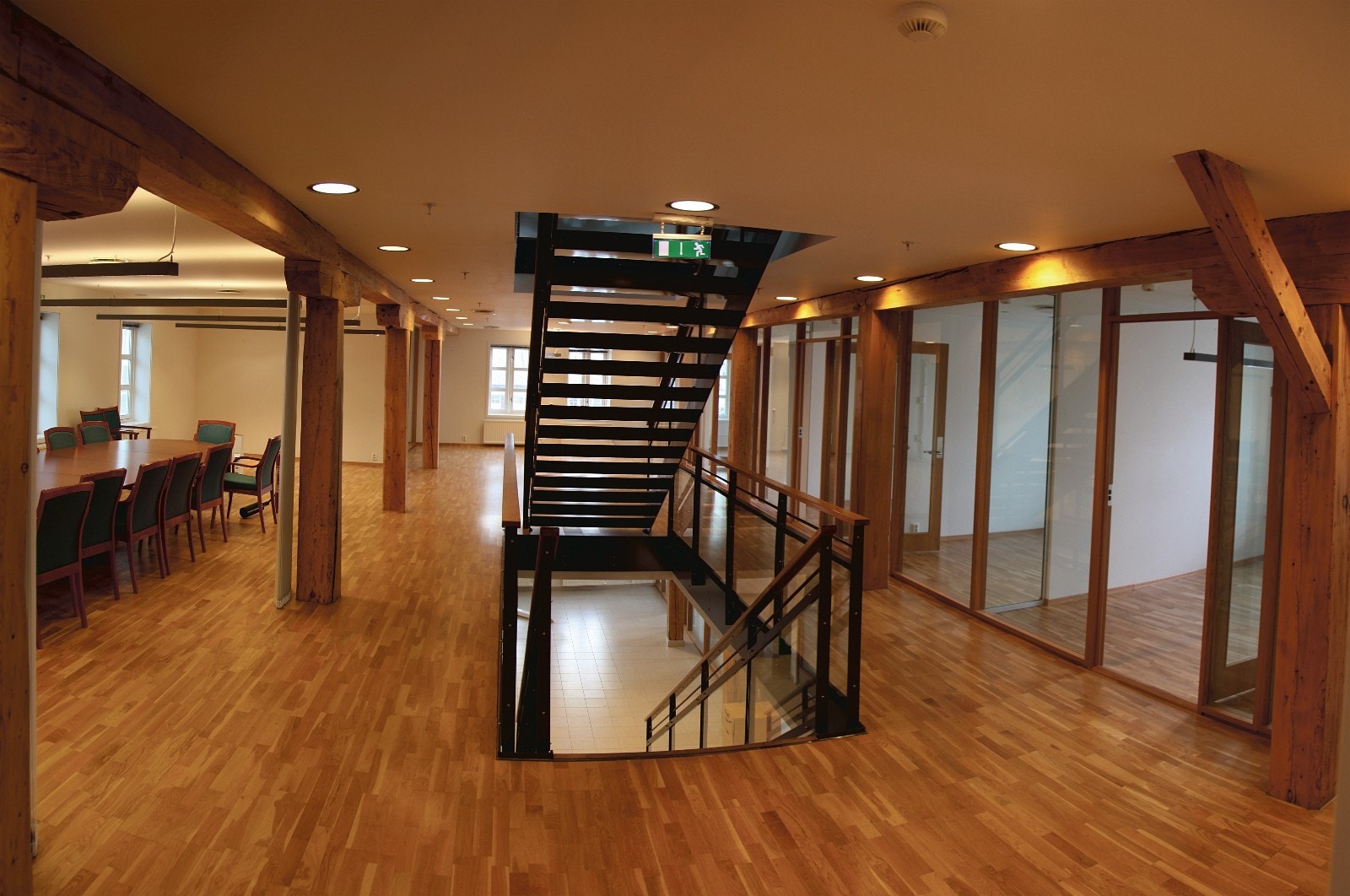 Kontorlokaler 2.etg - 8 faste kontorplasser samt møte/fellesareal Galleribilde