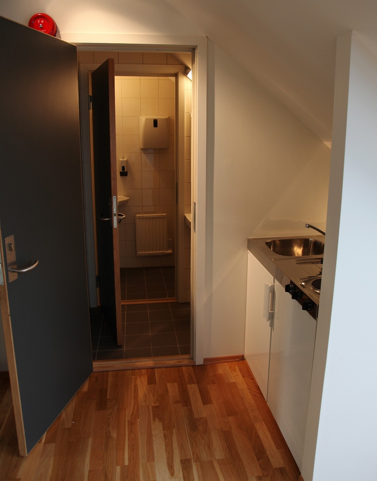 Kjøkken og toalett 3.etg - østseksjon Galleribilde