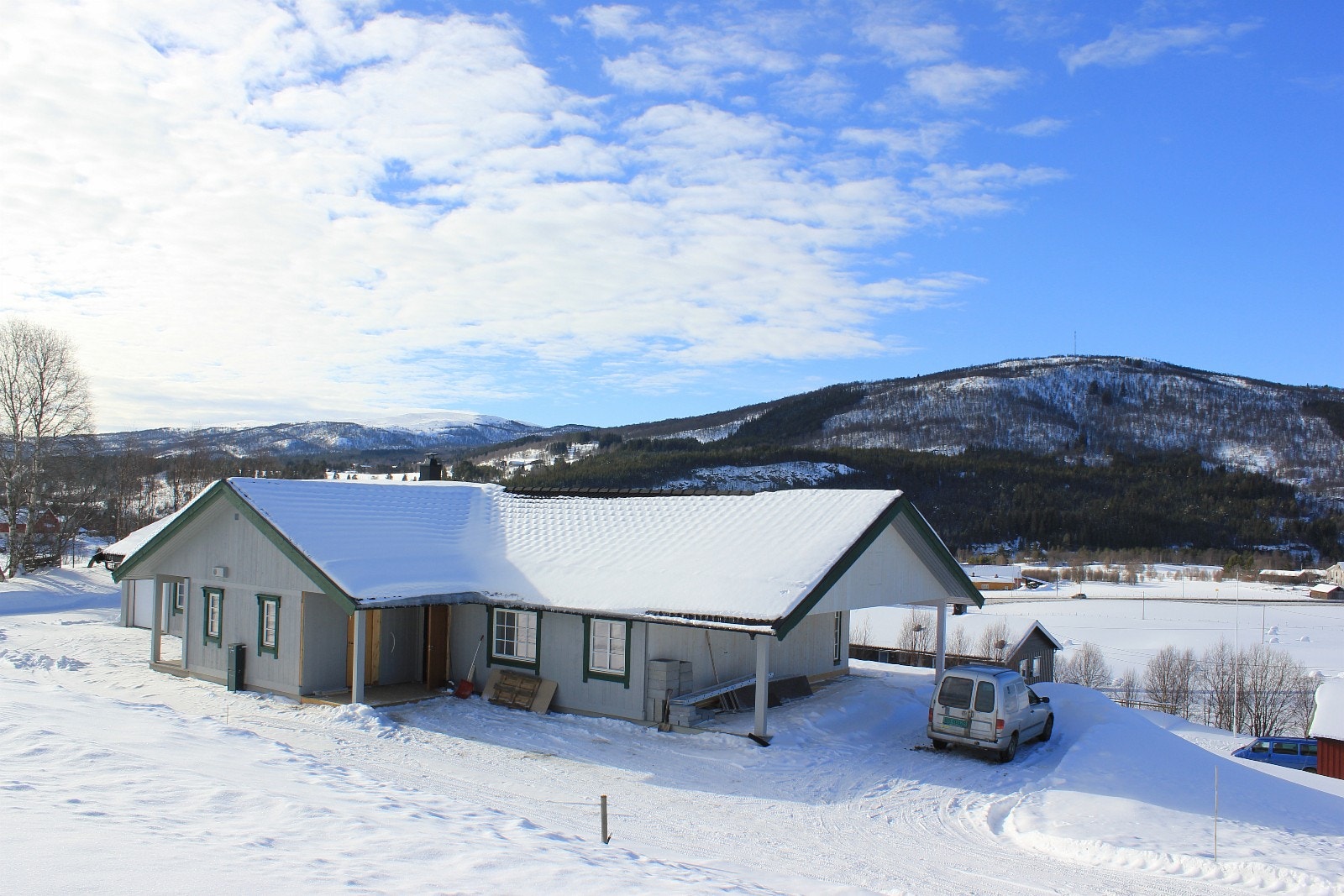 Fritidsbolig i vinterdrakt Galleribilde