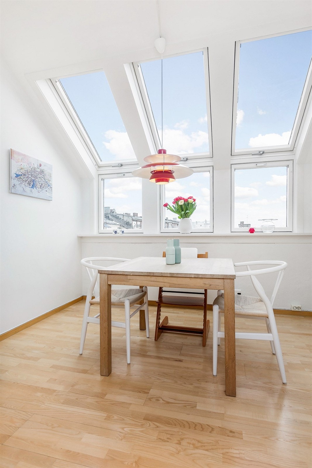 Fantastisk utsikt fra kjøkkenbordet. Galleribilde