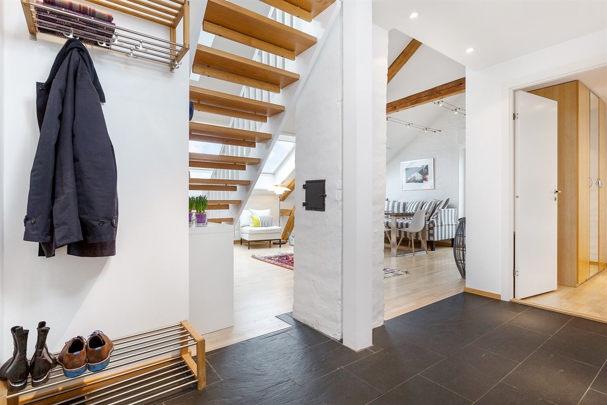 Entre/gang. Galleribilde