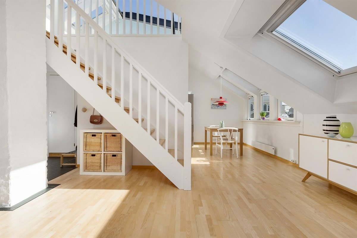 Fra stuen mot kjøkkenet. Galleribilde