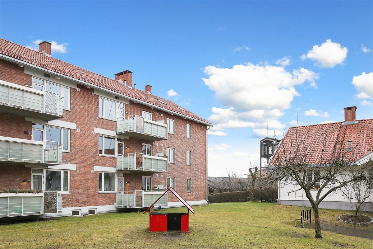 Leiligheten ligger i 1. etasje. Galleribilde