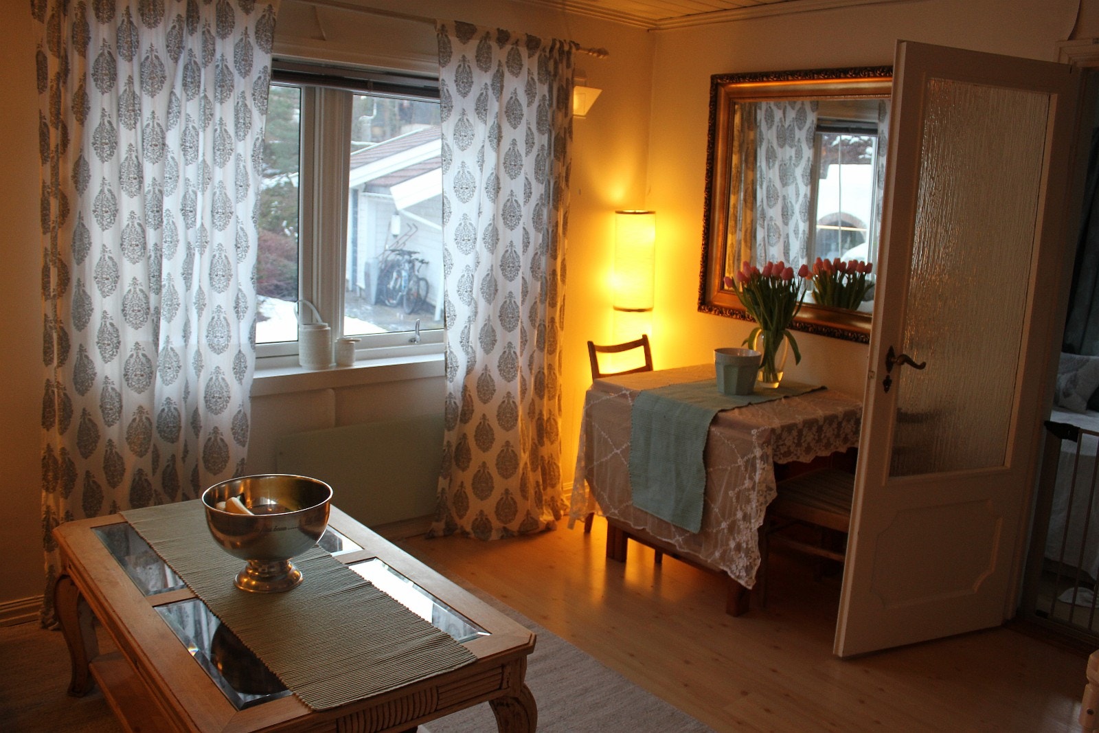 Hyggelig, lys stue Galleribilde