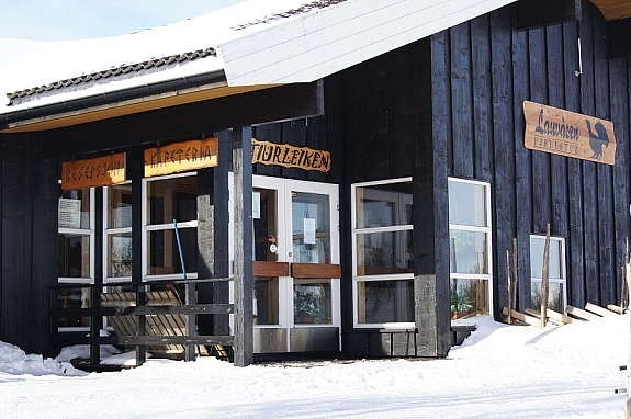 Lauvåsen Fjellstue i kort gåavstand. Galleribilde