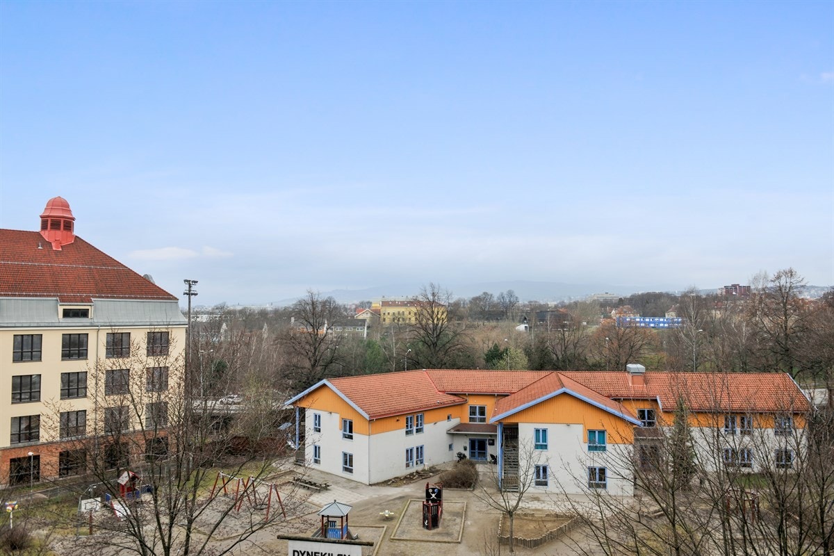 Vestvendt balkong gir gode solforhold. Galleribilde