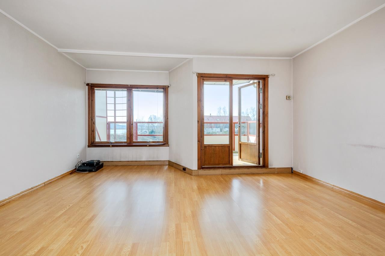 Stue mot altan Galleribilde