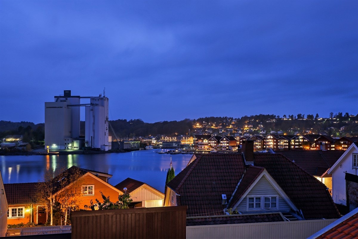 Kveldsfoto Galleribilde