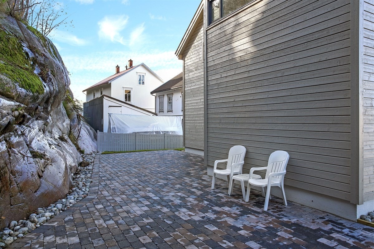 Uteplass Galleribilde