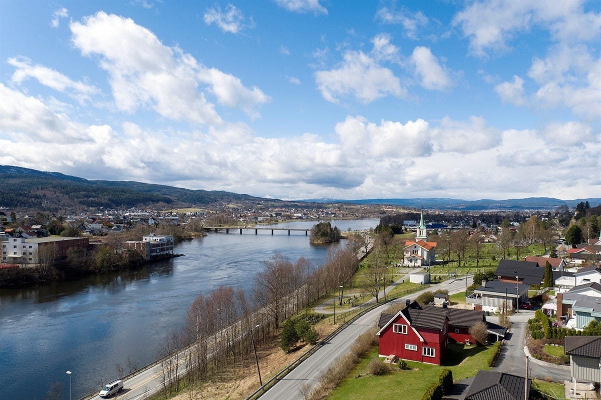 Idyllisk utsikt til Solbergelva. Galleribilde