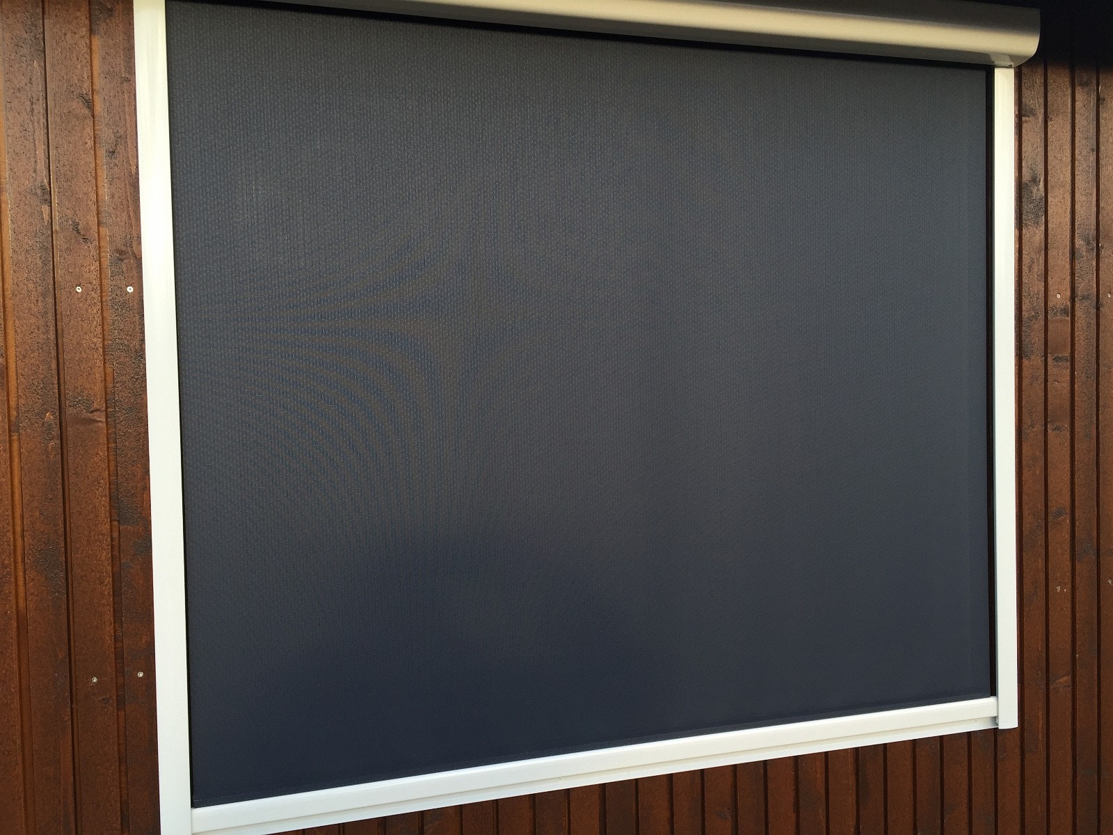 Alle soverom har elektriske screens, for solskjerming. Galleribilde