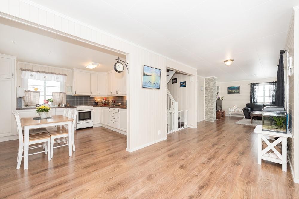 kjokken stue Galleribilde