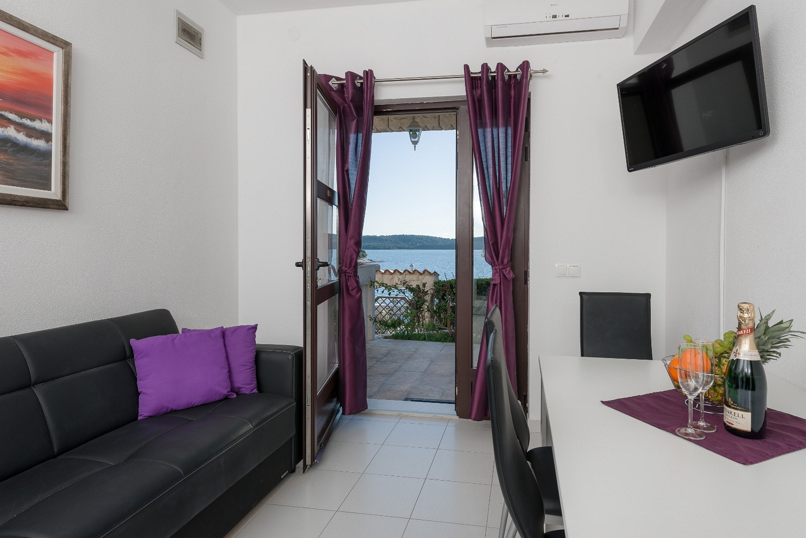 Larissa Galleribilde