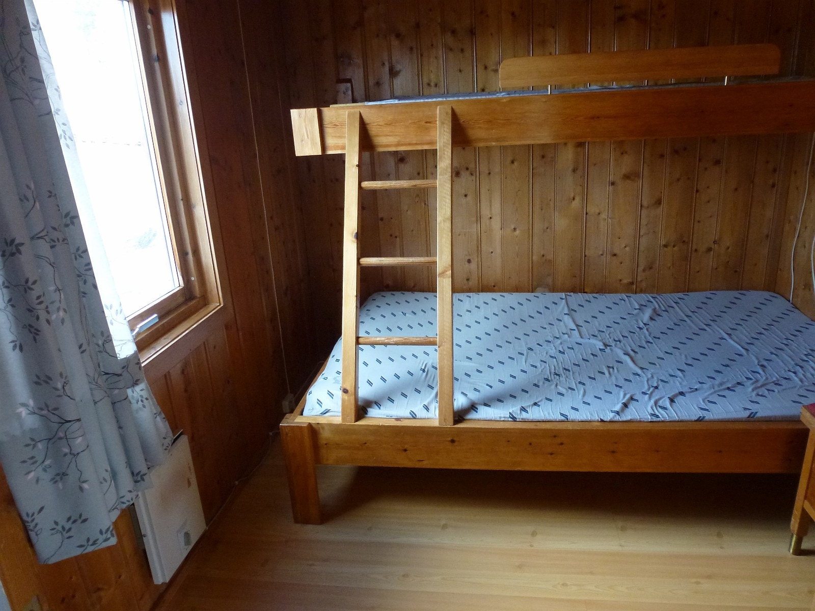 soverom med familiekøyeseng Galleribilde