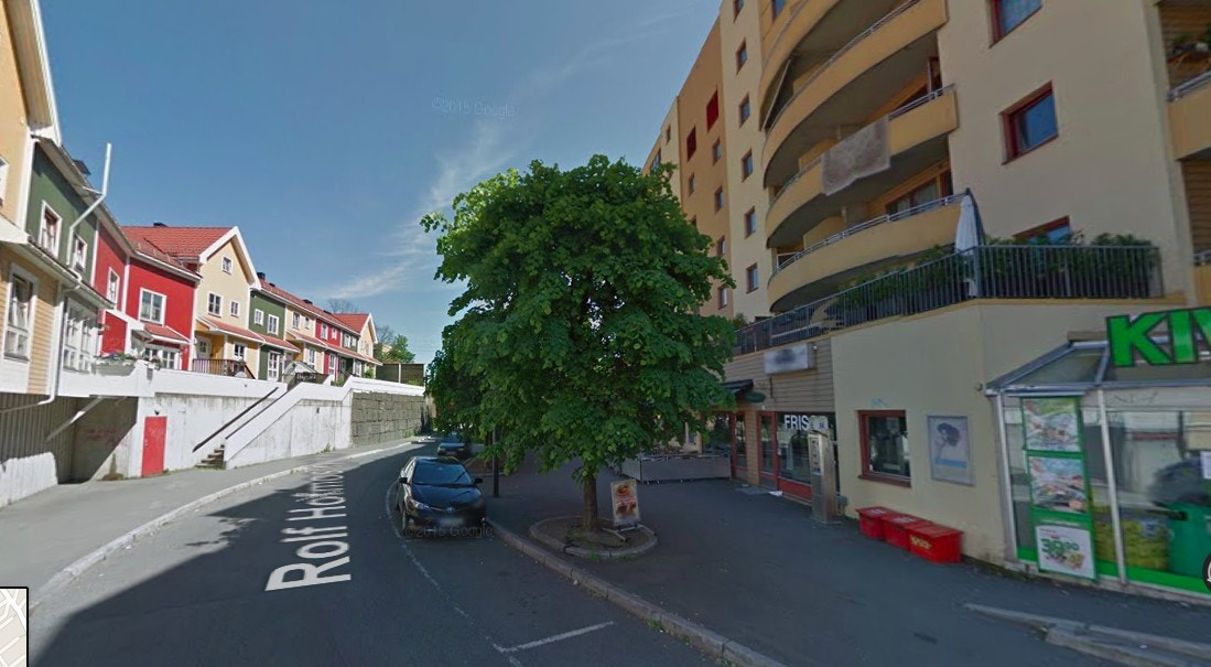 Kort vei til t-bane og busser som går hele døgnet. Galleribilde