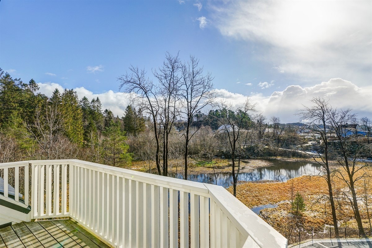 Utsikt utenfor loftstuen. Galleribilde