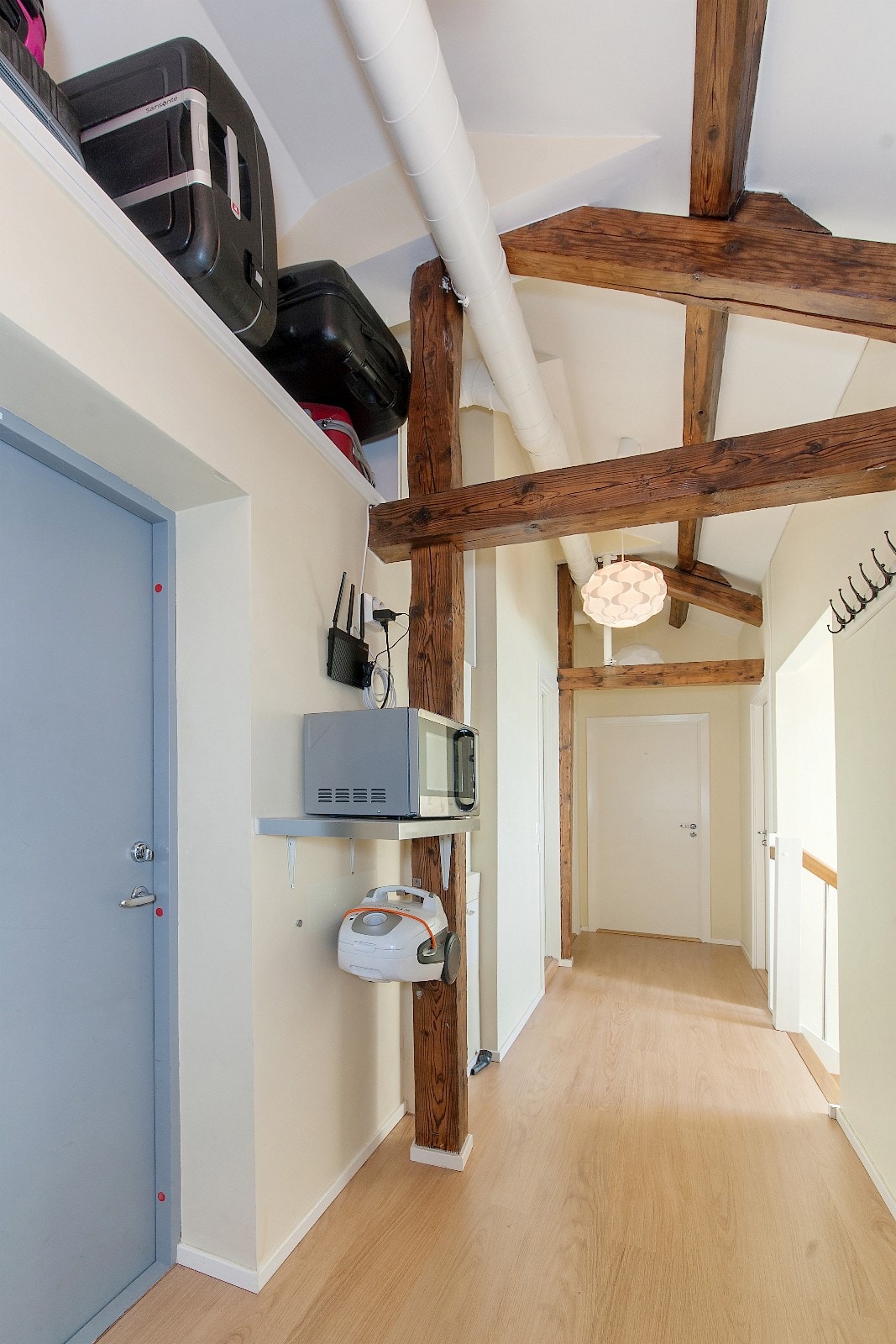 5. etg - gang m/lagringsplass Galleribilde